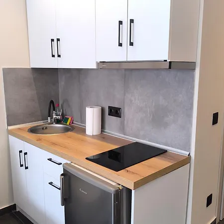 Ladadika Apex Suits Apartment